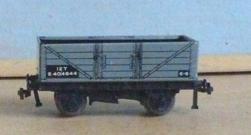 80 Hornby Dublo non-super-detail Wagons D1 (3-rail) 2-axle Open 5-plank Wagon, grey-green, lettered N.E.