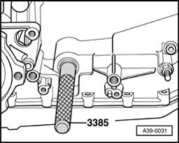 Page 32 of 44 38-32 - Pierce sealing ring using a small screwdriver and pull out. Installing - Coat outer circumference and gap between sealing lips with ATF.