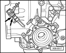 Page 35 of 44 38-35 Speedometer Vehicle Speed Sensor (VSS) -G22-, removing and installing Removing - Disconnect harness connector from Speedometer Vehicle Speed Sensor (VSS) - G22-.