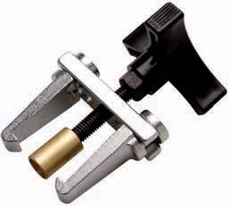 Universal Wiper Arm Puller - for removing of front and rear wiper arms - brass pressure sleeve prevents damage to the thread - 360 rotatable puller arms - handwheel, no additional tool required -