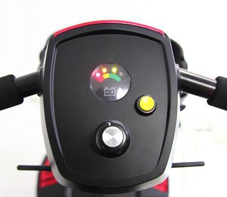 1 Control Panel SPEED DIAL WIGWAG PADDLE BATTERY PACK TILLER LOCK Rear section shown left (The anti-tip wheels and freewheel lever are applicable to all models The rear suspension is only available