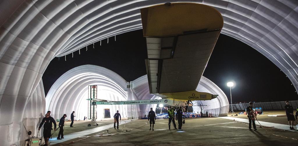 15 Beyond the airplane Inflatable mobile hangar The concept of this revolutionary structure, designed and built by Solar Impulse for its trip around the world in 2015, found its origins at Solvay as
