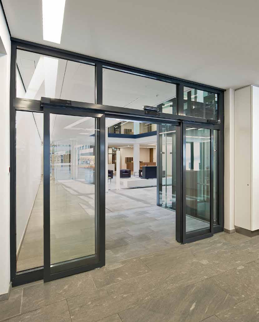 T30 automatic sliding doors Perfection and transparency in