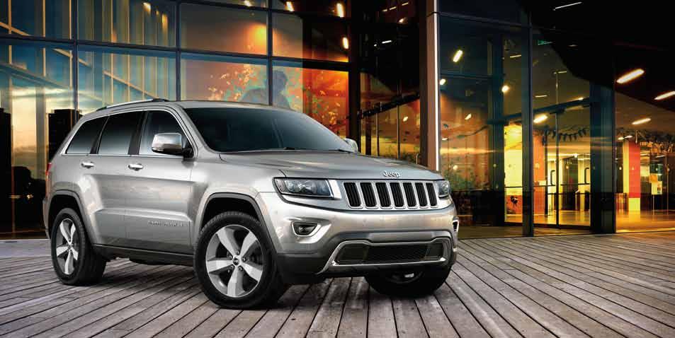 LIMITED Grand Cherokee limited turns heads with a unique profile that features dual exhaust pipes that match