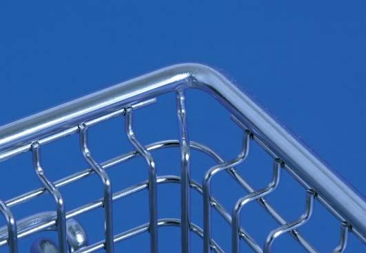 For design reasons, baskets with mesh width 12 mm have a larger mesh at the corners. In the few cases where it is required, we can reduce the size of this mesh using an additional corner wire.