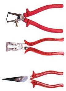 Pliers Pliers Wire strippers 42110 Y Wire strippers with adjusting screw Insulated handle : 160 mm 42110Y 42112 Wire