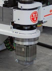 The bending head allows the simultaneous use of multiple types of tooling, including different radii, compound clamps, and variable radius dies.