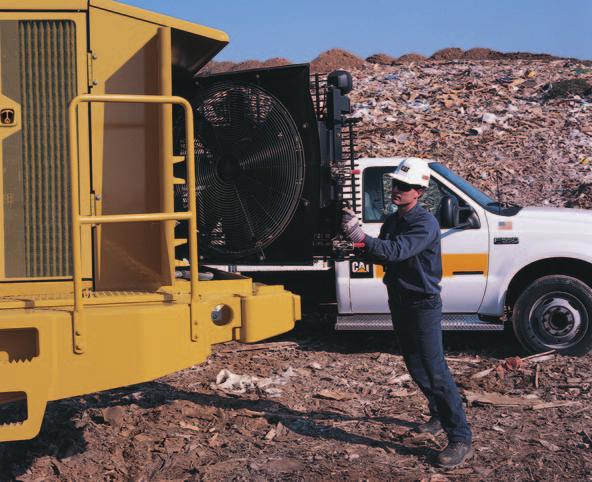 Service Convenience Designed with you in mind In spite of its heavy duty guarding, Caterpillar has made servicing the 826H a design priority.