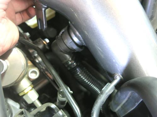 Install the AEM Dry Flow filter and hose clamp onto the intake tube and tighten to 30 in-lb.