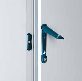 Suite WE500 WE517 WE510 WE CODE LOCKING SYSTEMS DESCRIPTION WE500 E NUX ALUMINIUM HANDLE WITH 3 MM DOUBLE-BIT INSERT. RAL 5020 WE510 E NUX ALUMINIUM HANDLE WITH KEY LOCK INSERT.