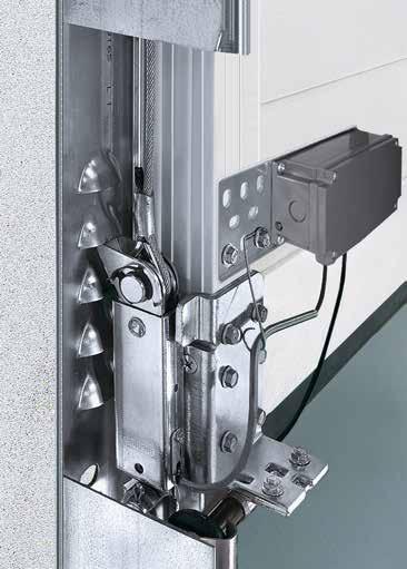 Tightly Locked and Protected Against Forced Opening Thanks to a break-in-resistant arrestor kit Anti-lift kit as standard up to 5 m It is especially important for industrial doors to be reliably
