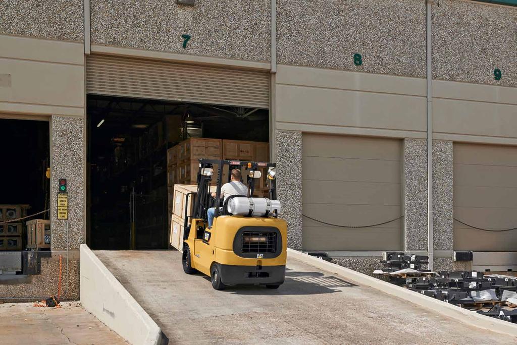 Quality Reliability Customer Service Experienced professionals at your local dealership and on our National Accounts Team can assist you with your lift truck purchase or lease.