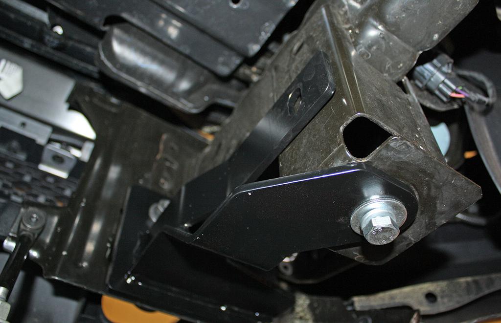 the bumper to allow clearance for the main receiver brace (Fig.E). 4.