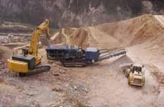 The stability of the crusher discharge conveyor belt is thus considerably greater and the