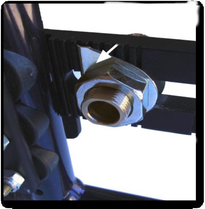 axle sleeve CONFIRM SLOT ORIENTATION The slot on the axle plate must run parallel to the ground to provide the correct range of motion for the Wijit lever arm.