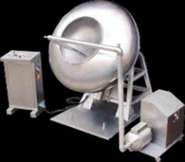Separate stirrers for dry and wet granulations are provided and they are so designed that the efficiency of granulation process is optimized in each case.