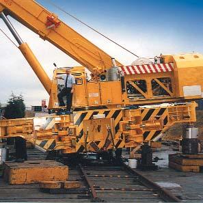 Bridge construction Track laying There is a choice of strut or telescopic boom.