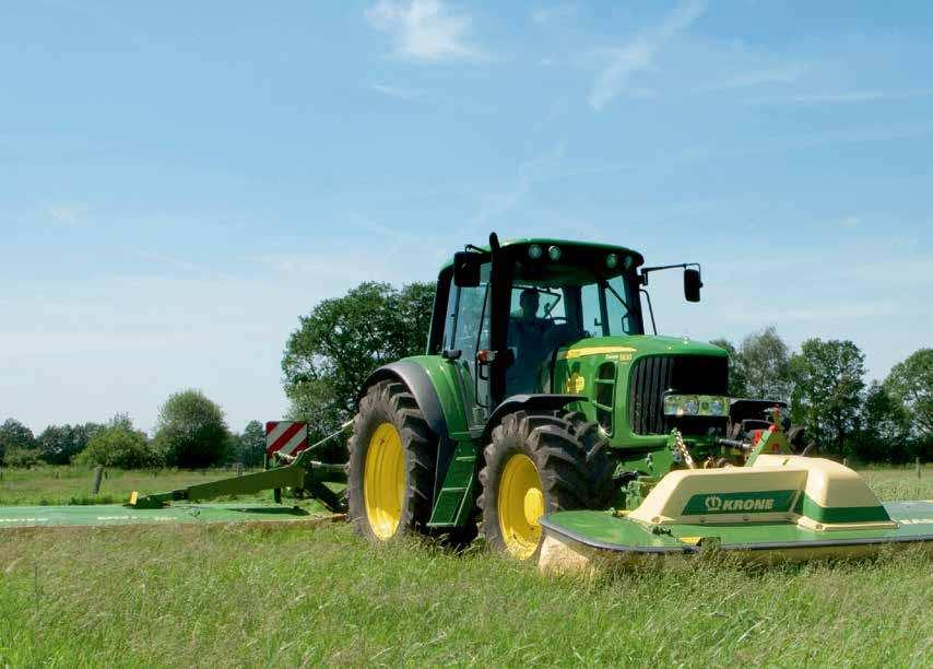 Krone s front-mounted and rear-mounted disc mowers and mower conditioners stand out for easy handling, straightforward design and superior functionality. Triple mowers cut up to 30+ acres per hour.