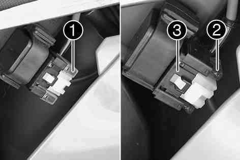 With this device, you cannot overcharge the battery. 400240-10 Never remove the lid. Charge the battery with at most 10% of the capacity specified on the battery.