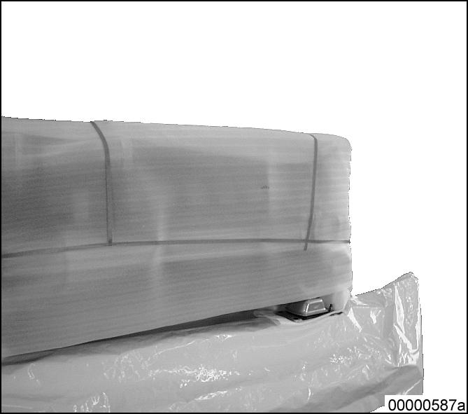 78 Preservation Specifications Cushioning of Engine Edges and Corners Engine edges and corners, which could damage the laminated aluminum foil, must be cushioned using foam foil or foam