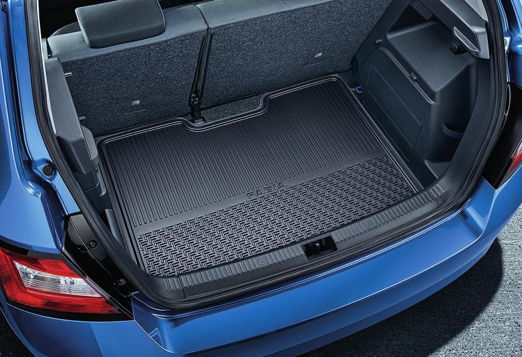 Double-sided rubber/textile boot mat 6V6 061 163 Fabia (NJ3) Material: PET + SBR Colour: Black Dimensions: 726 mm x 954 mm x 20 mm Elegance Protection Quality The best product in the ŠKODA Original