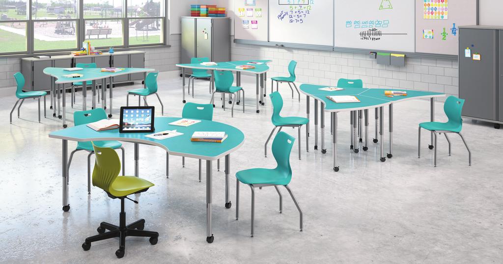 SmartLink Chairs shown with Build Tables.
