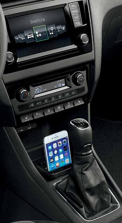 Povezivost 19 SmartLink+ Sa sustavom SmartLink+ (ŠKODA Connectivity paket koji podržava MirrorLink, Apple CarPlay i Android Auto), infotainment sustav u vozilu vozaču omogućuje sigurno rukovanje