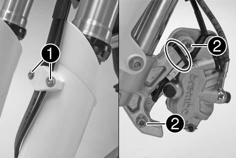 6 Positioning the fork protector Position the fork protector on the left fork leg. Mount and tighten screws. Remaining screws, chassis M6 10 Nm (7.