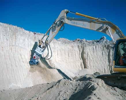 6 + 7 Chile Quarrying limestone in Chile: Mounted on a