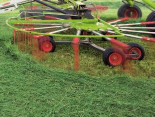 The LINER 3100 can be used wherever a high work rate is required. With a working width of 8.70 to 10.00 metres, it can be flexibly used in both silage and hay.