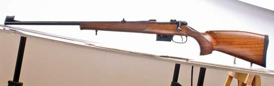 .02 CZ 527 carbine The CZ 527 Carbine is with its weight and size predisposed for constrained hunting conditions and for ever-ready shooting at short and medium distances.