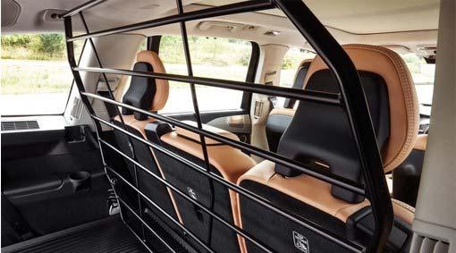 Cargo net Steel A practical protective grille that prevents loads or pets from being thrown forward into the passenger compartment in the event of heavy braking or collision.