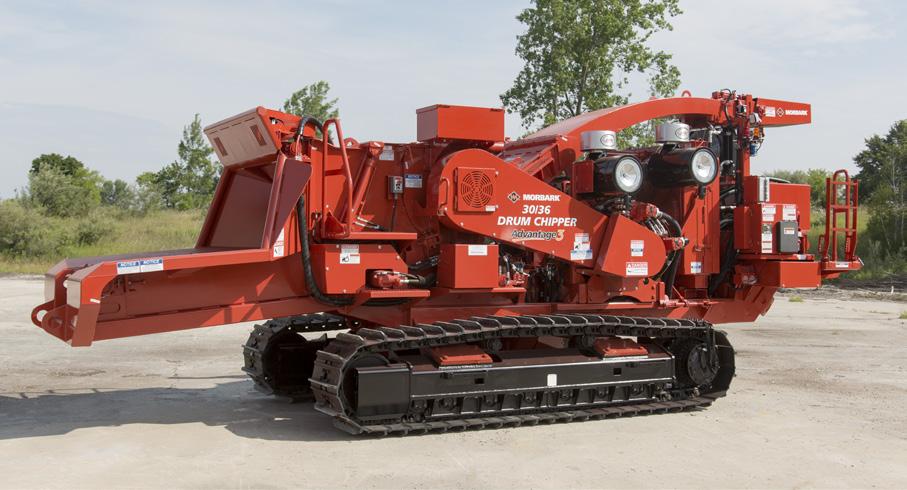 30/36 WHOLE TREE DRUM OR MICROCHIPPER Infeed System consists of one 30" (76.2 cm) diameter top compression feed roll with internal drive, a 14" (35.56 cm) diameter bottom feed wheel, and a 31" (78.