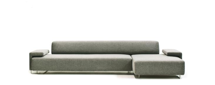 vol. 1 SOFAS AND SEATING SYSTEMS SOFA Elements in stress-resistant polyurethane foam in varied densities and polyester fiber on wood frame. Sled base feet in tubular stainless steel.