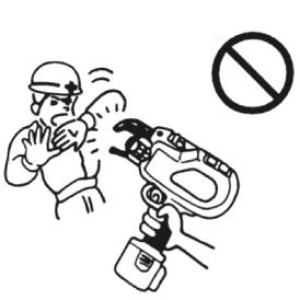 Always operate the tool with personal protection equipment (safety helmet and eye protection, etc...).