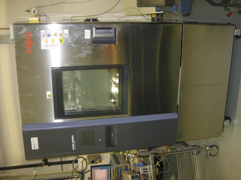Temperature Chamber Espec ARG-680 Manufacturer: Espec, type ARG 680-75 C up to +180 C ±0.
