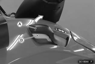 Throttle Lever The throttle lever is located on the right handlebar grip. Squeezing the lever towards the handlebar grip increases engine speed.