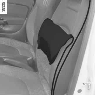 POŤAHY NA SEDADLÁ (1/5) A V závislosti od vozidla je možné zvliecť poťahy zo sedadiel (údržba, personalizácia...). Princíp snímania poťahov zo sedadiel Či už sa jedná o operadlo alebo sedák, vždy dodržiavajte smer snímania poťahov A, aby ste neodtrhli suchý zips.