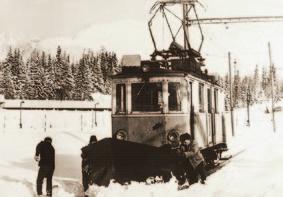 Cieľom je dostať Kométu späť na trať, aby mohla ďalej slúžiť návštevníkom Tatier. V zime 1923 nasadili na elektrický vozeň tatranských železníc s číslom 22 radlicu na odhŕňanie snehu.
