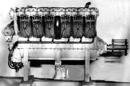 Four valves give better breathing characteristics than do two, and Packard would eventually use this design almost exclusively on their non-automotive engines.