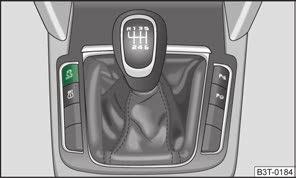 Inteligentná technika 169 Pokyny na jazdu Inteligentná technika Všeobecné pokyny Nedostatok paliva môže spôsobiť nepravidelný chod motora alebo viesť k vypnutiu motora.