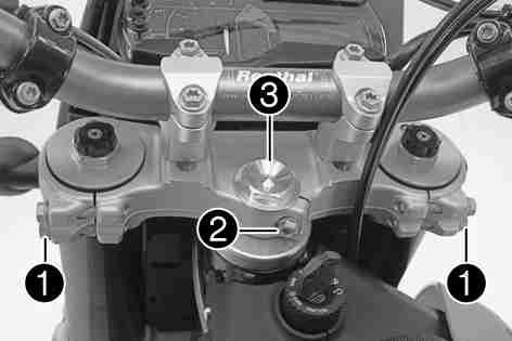 74) Move the handlebar to and fro over the entire steering range. The handlebar must be able to move easily over the entire steering range. No resting locations should be noticeable.