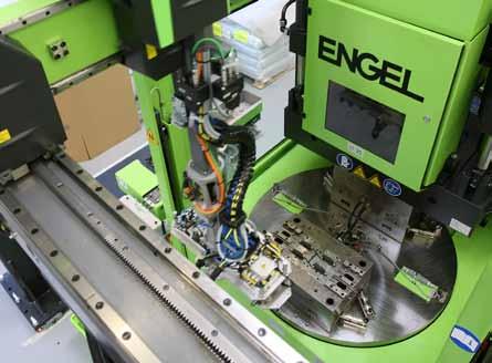 ENGEL e-insert with electric injection unit ENGEL e-insert V ENGEL e-insert V single ENGEL e-insert V rotary ENGEL e-insert V shuttle Open/close mould Rotary/sliding