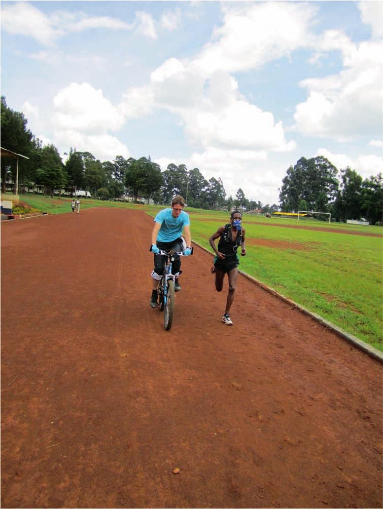 lihaskiudude protsent väiksem, kui see on Keenia jooksjatel, mis võib osaliselt selgitada seda, et keenialased on edukamad kesk- ja pikamaa jooksudes, kui teised Aafrika jooksjad.