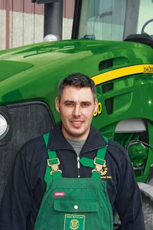 ActiveCommand Steering: the new benchmark for driving performance John Deere s exclusive ActiveCommand Steering (optional) is the most robust and complete steering system in the industry.