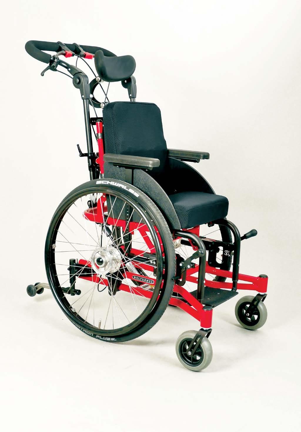 COMFORT WHEELCHAIR A-Run Comfort Narrow and easy to propel A-Run Comfort is a multi-adjustable wheelchair.