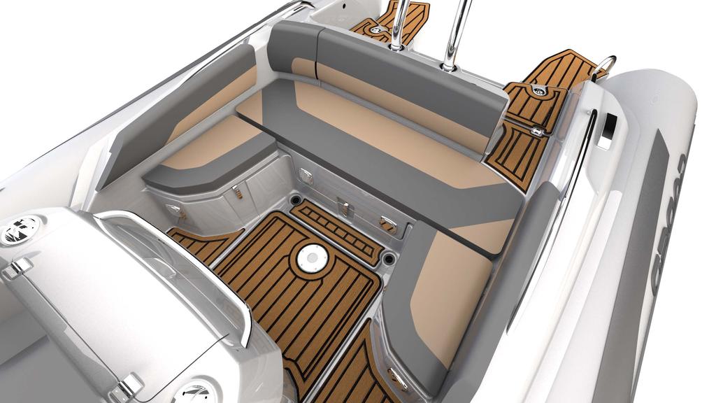 G750 Detailed Overview Towards the Stern The large area to the rear of the steering console is well thought out and organized.