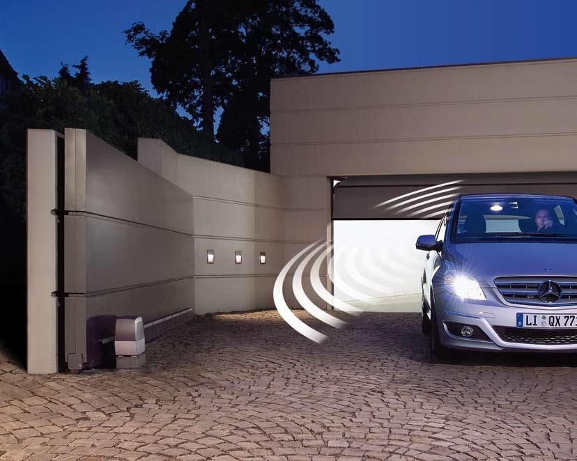 Novo: Pogona drsnih vrat LineaMatic H in STA 400 Pogoni garažnih in dvoriščnih