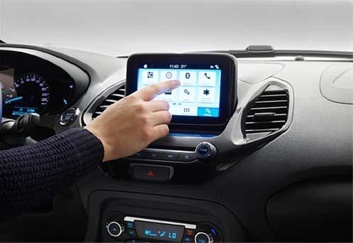 zvočnike, SYNC 3 (Bluetooth sistem za prostoročno telefoniranje, in brezžično pretakanje glasbe iz združljive naprave na avdio sistem vozila,