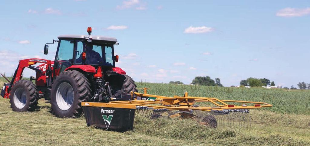 Rake fast and efficiently, in wet or dry hay, with the RR140 rotary rake from Vermeer.